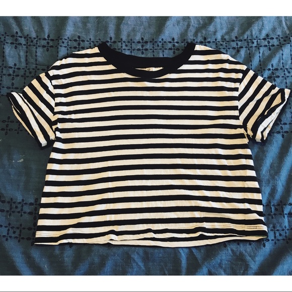 Divided Tops - Black and white stripe top Divided Tops - Black and white stripe top